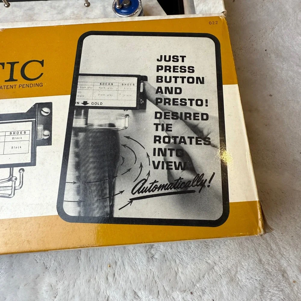 Vintage Royal London Tie Rack-O-Matic Electric‎ Rotating Tie Rack Japan 022 Box